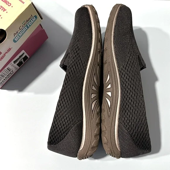 Skechers Relaxed Fit Reggae Fest Willows Slip on Air Cooled Memory Foam Shoes - Picture 3 of 7